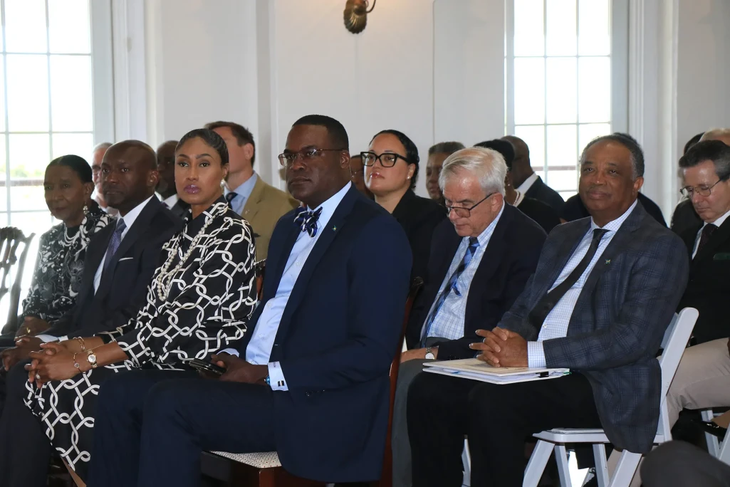 The Governor General assents to the Foreign Service Bill