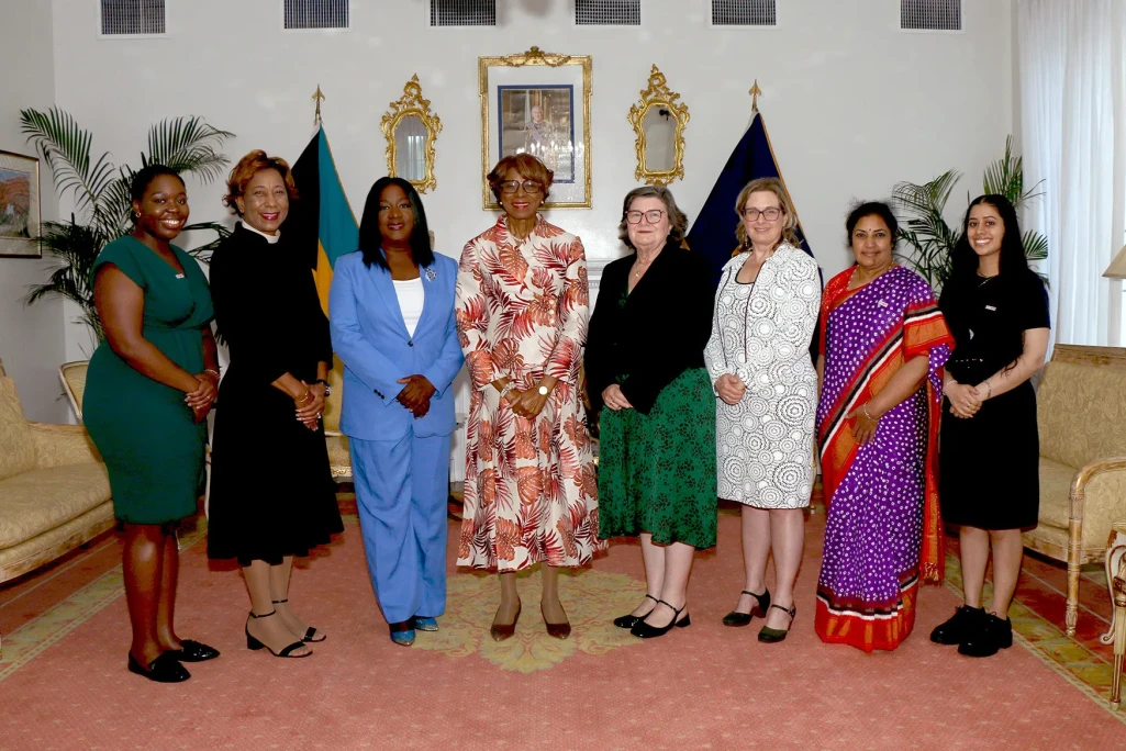 Commonwealth Women Parliamentarians pay a courtesy call on the Governor General